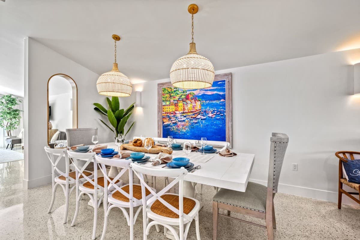 Beach Palm House - Image 12