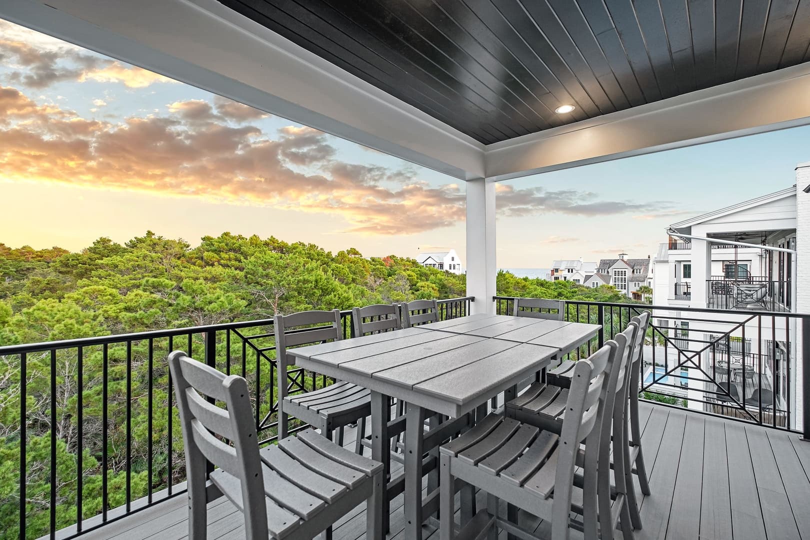 Oz by The Sea - Image 60