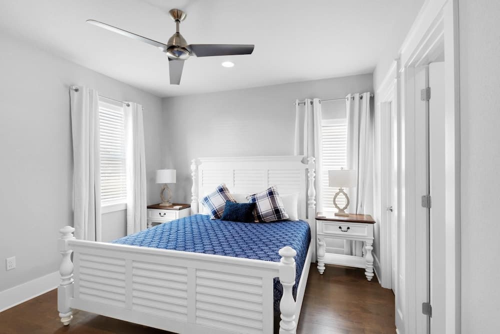 Stay Anchored - Image 15