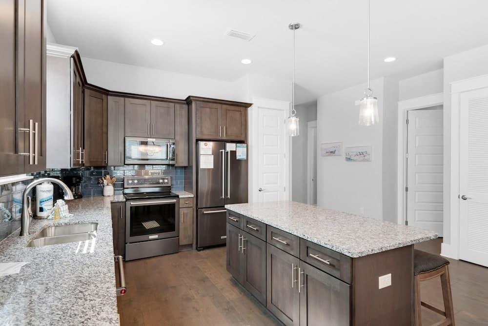 Stay Anchored - Image 5