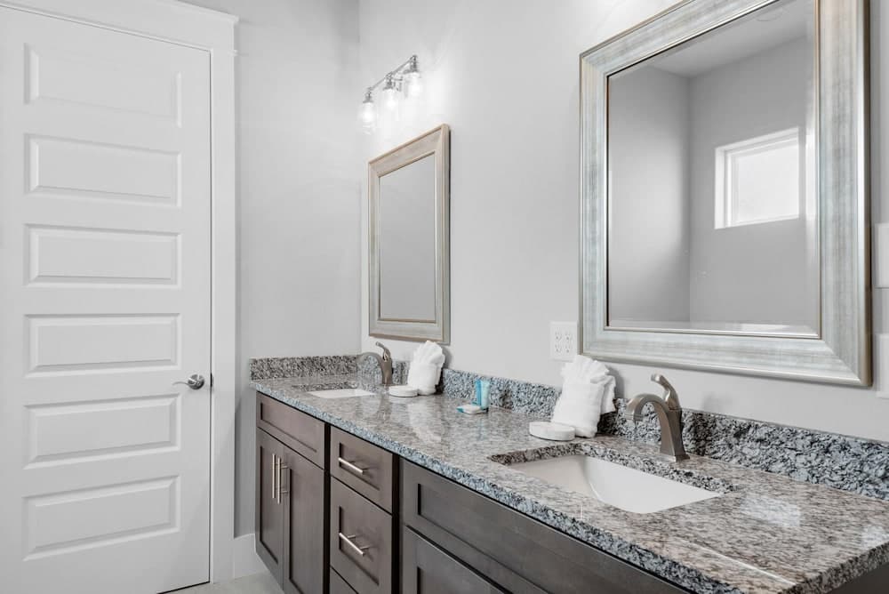 Stay Anchored - Image 20