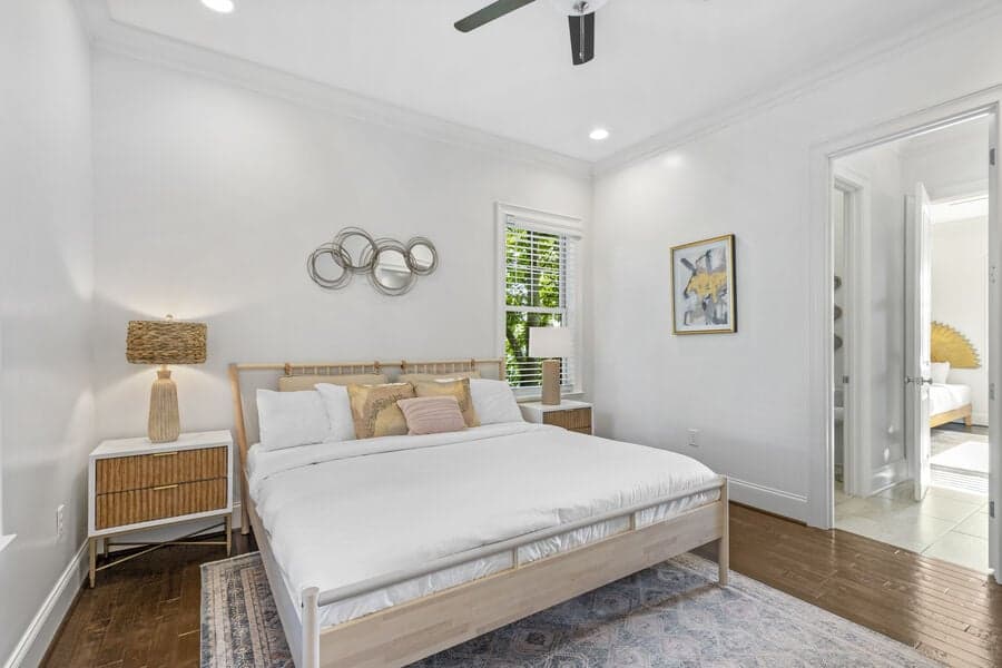 Mallard Vestige - Image 23