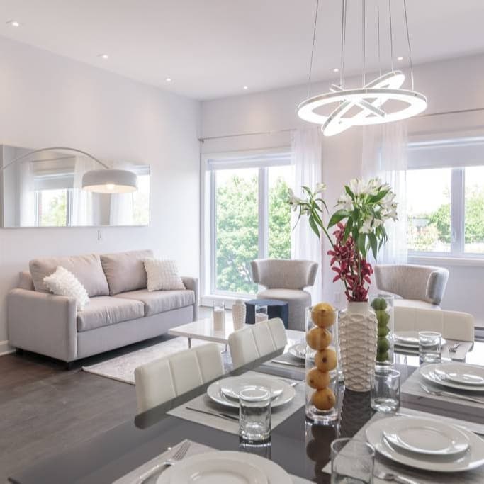 Miller House - Image 1