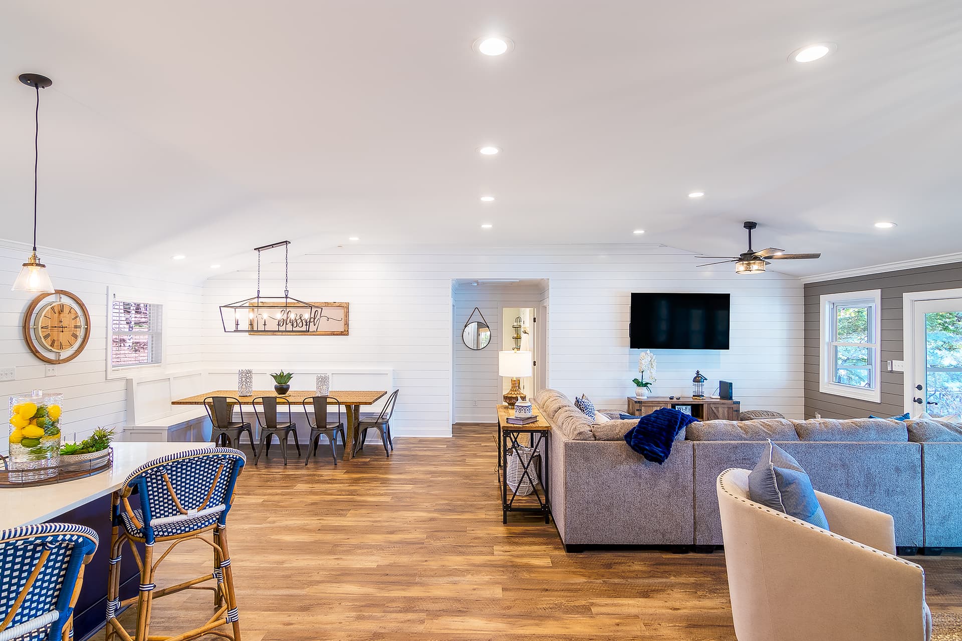 Summer Status - Image 6