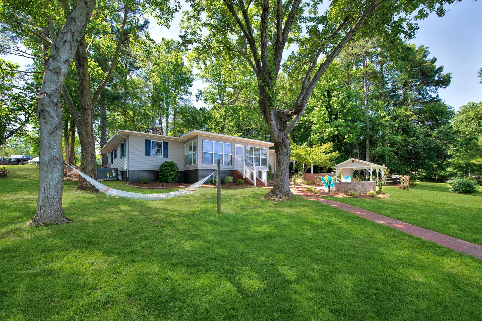 Summer Status - Image 2