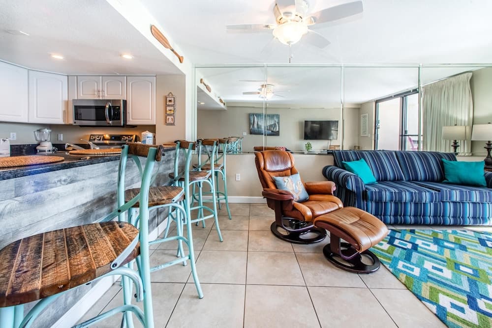 Sundestin #1211 - Image 3