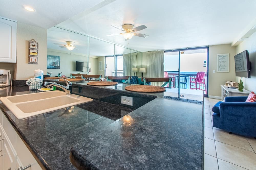 Sundestin #1211 - Image 4