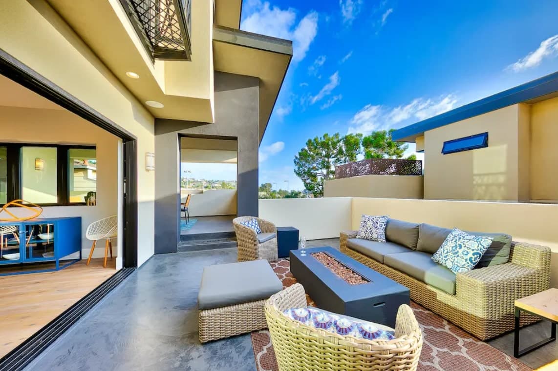 Sunny Shores - Image 17