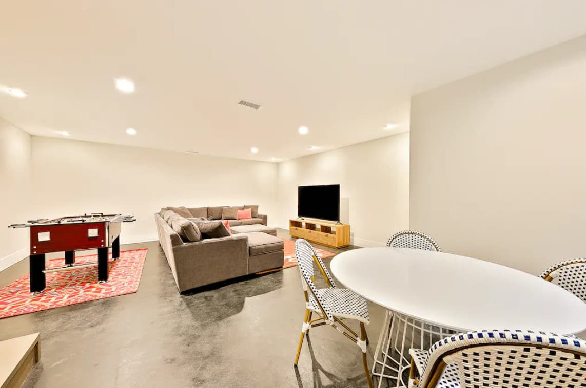 Sunny Shores - Image 15