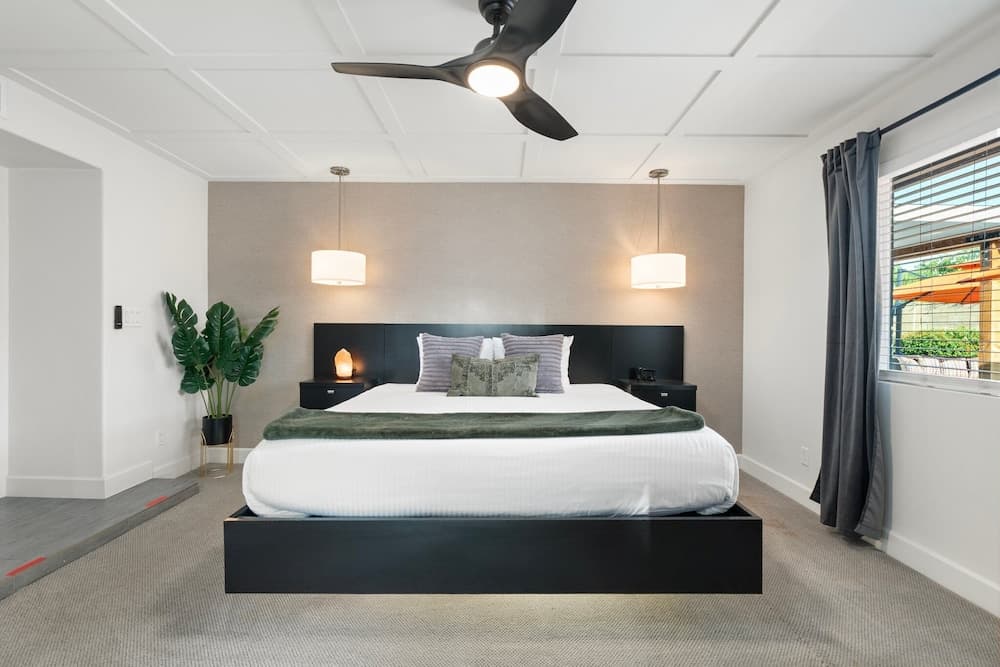 Sunset Greens - Image 20