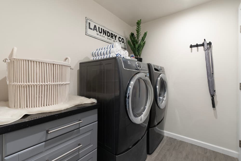 Sunset Greens - Image 23