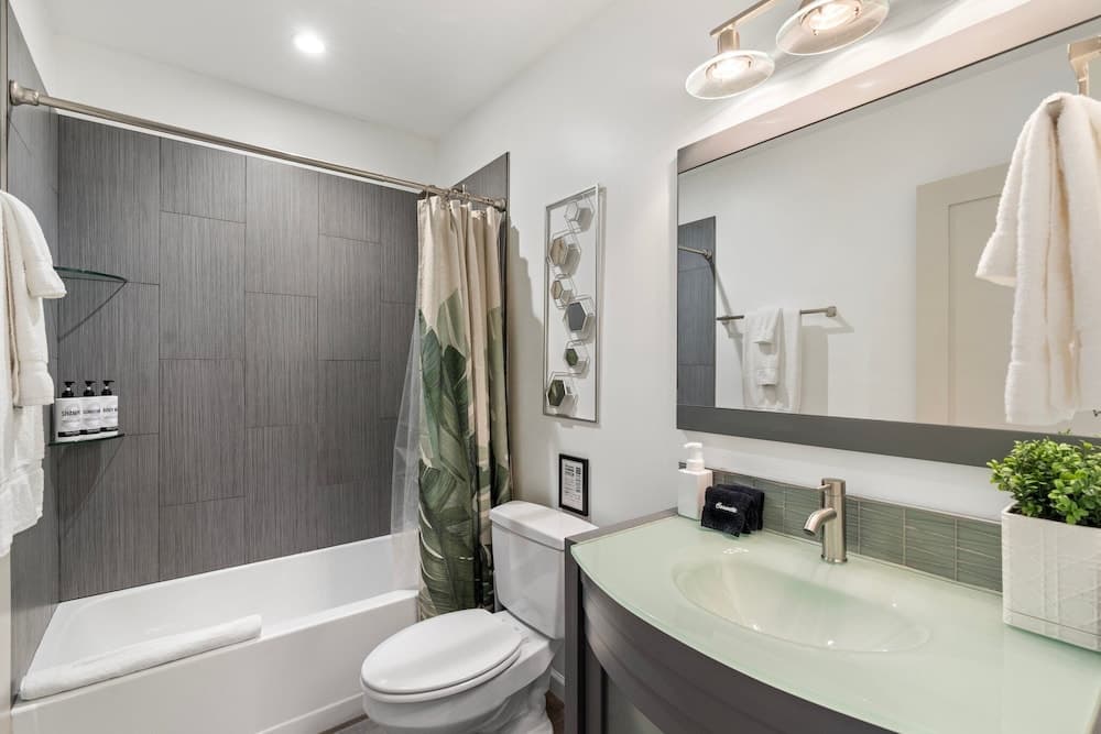 Sunset Greens - Image 28