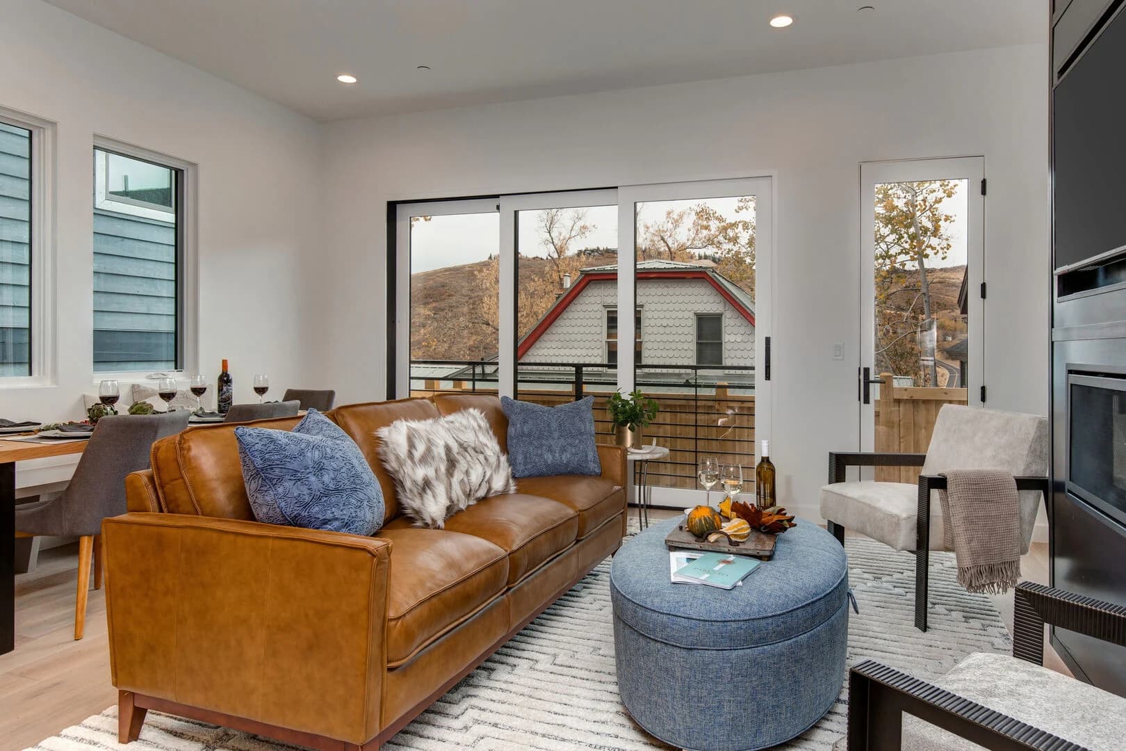 On Cloud Nine - Image 6