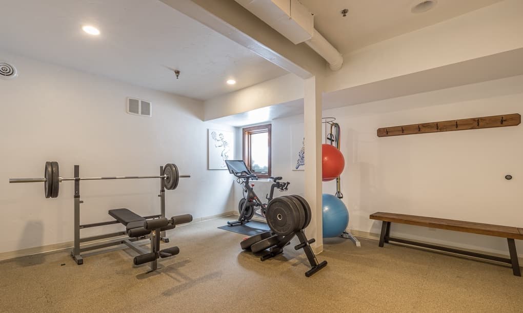 Beaverhead Residence #401 - Image 36