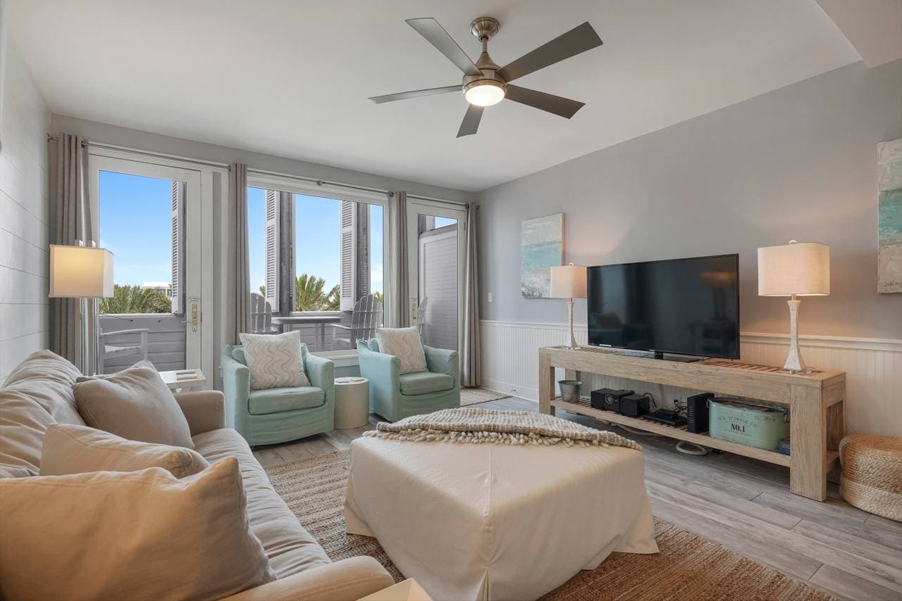 Above The Crowd Home