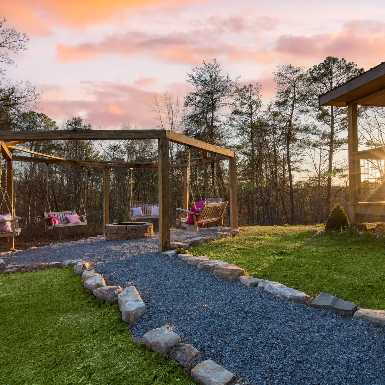 Pink Pines Place - Image 4