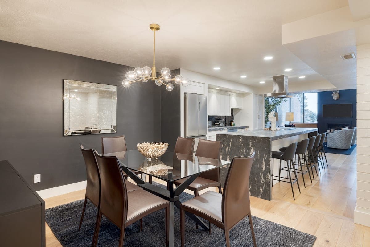 Parkside Condo - Image 5