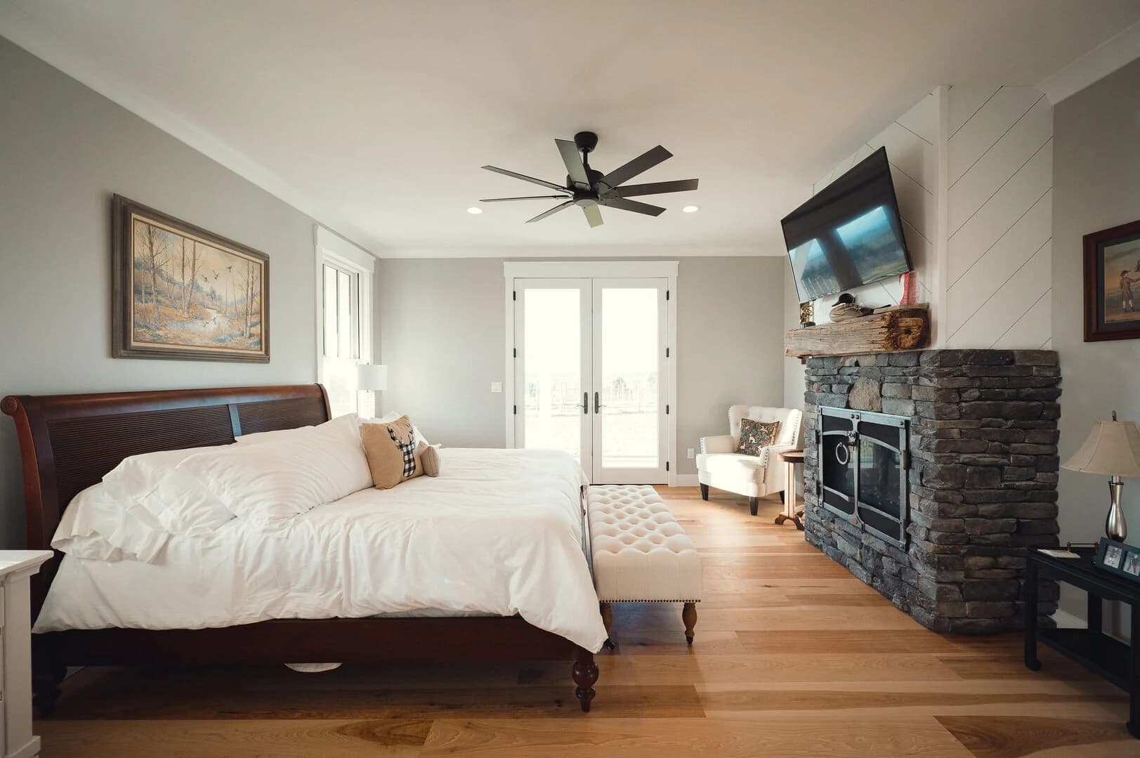 Ann Riley Farmhouse - Image 43