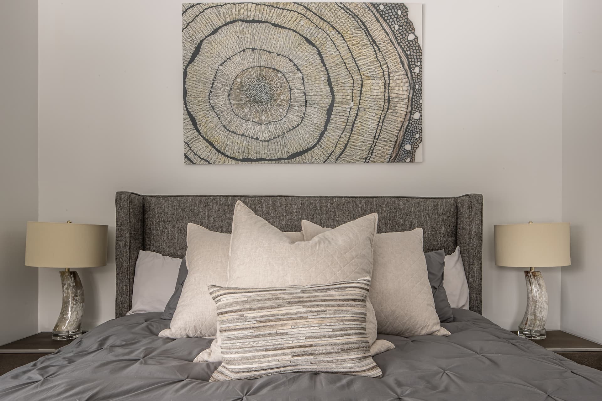 Lake Cabin #20 - Image 12