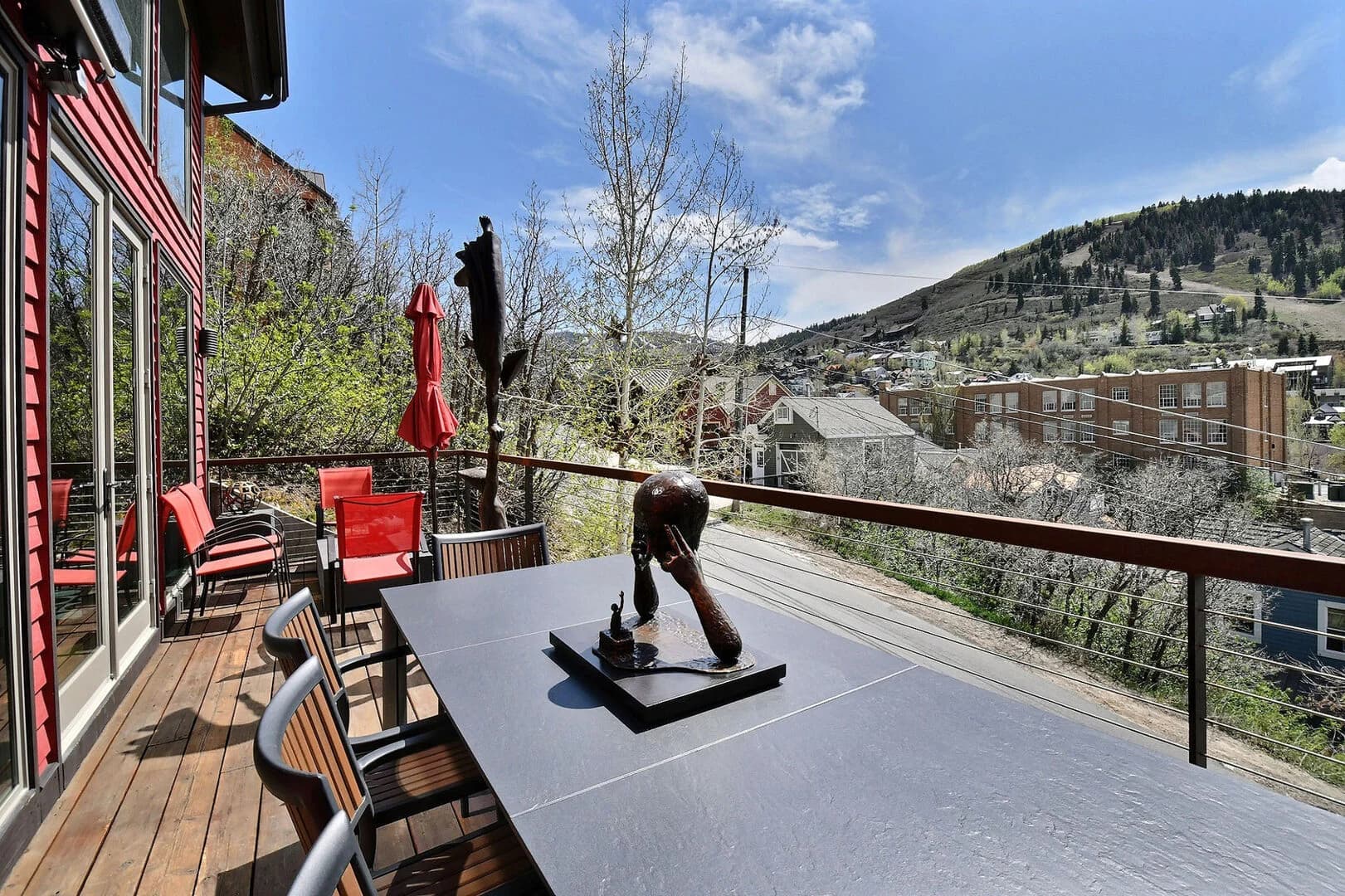 Main Street Retreat - Image 3