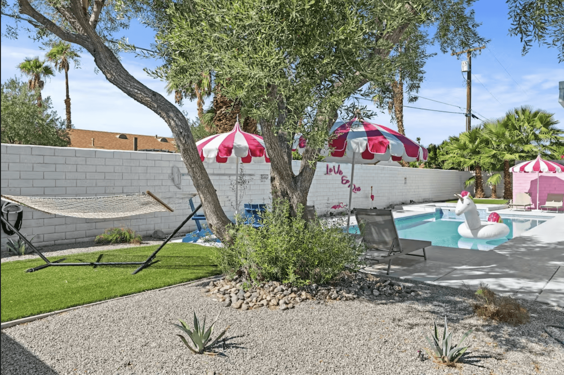 La Vie En Rose House - Image 29