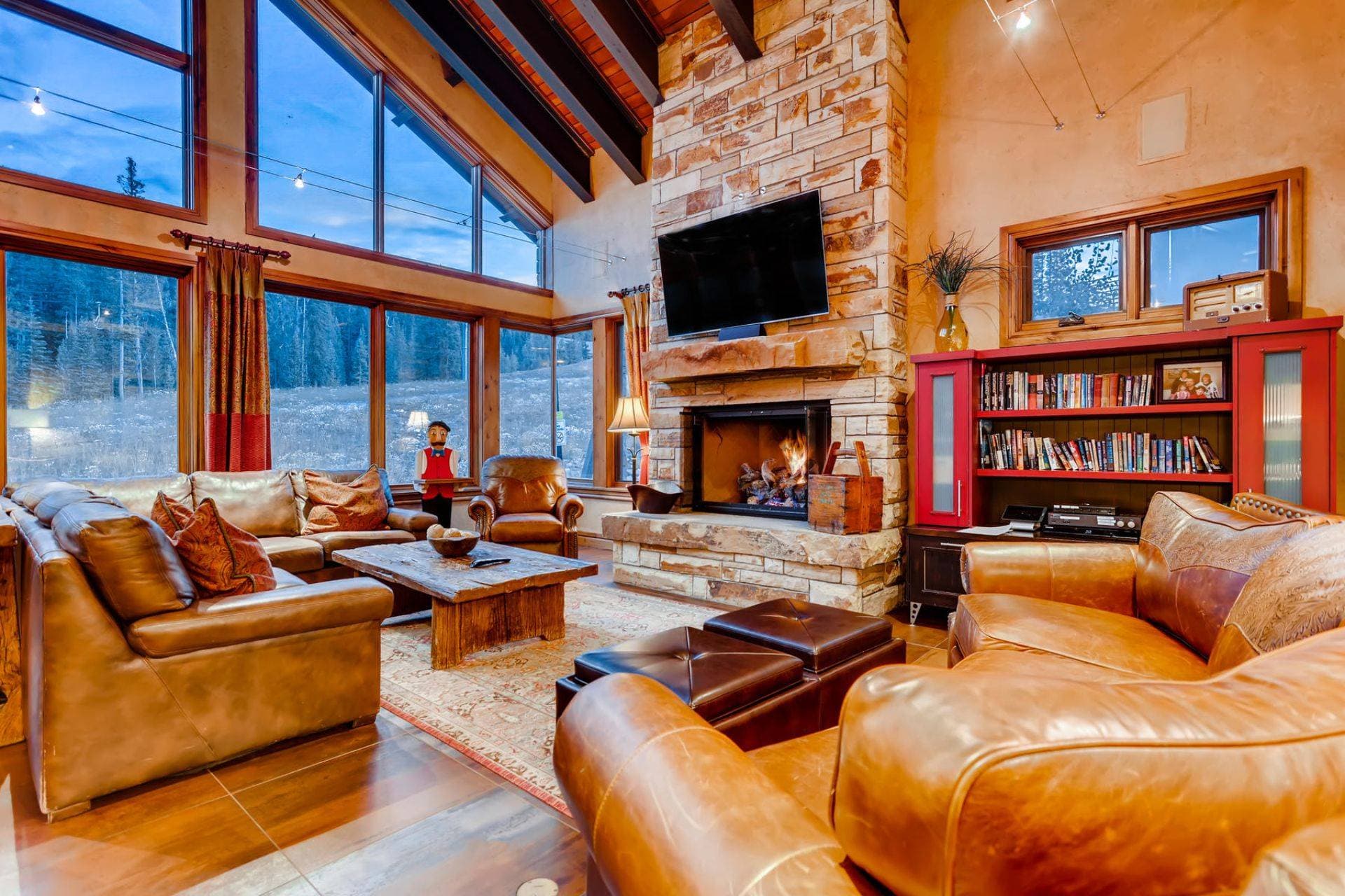 Warming Hut - Image 2