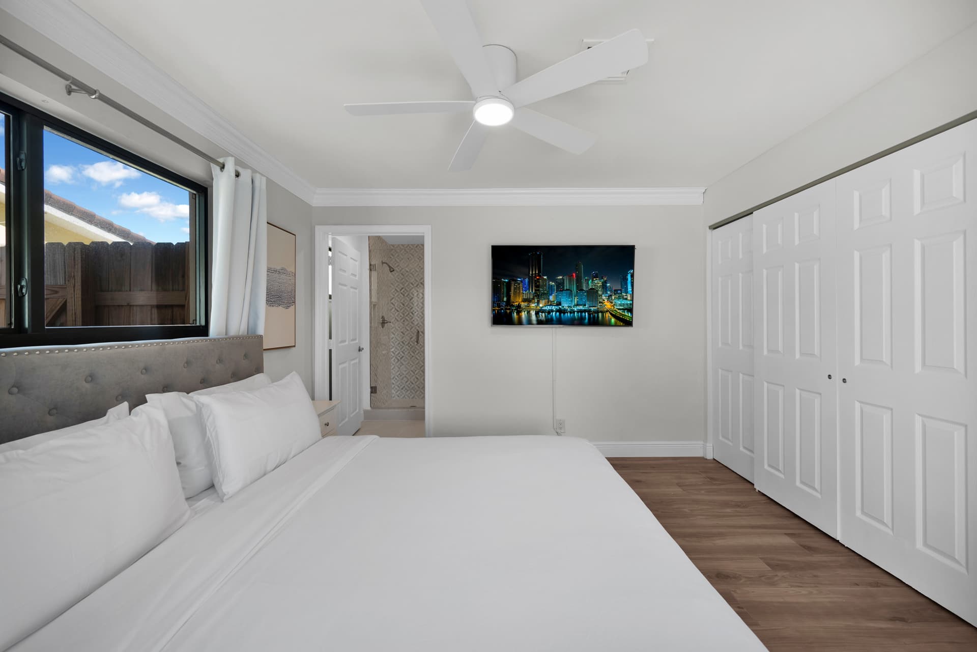 Robinson Place - Image 30