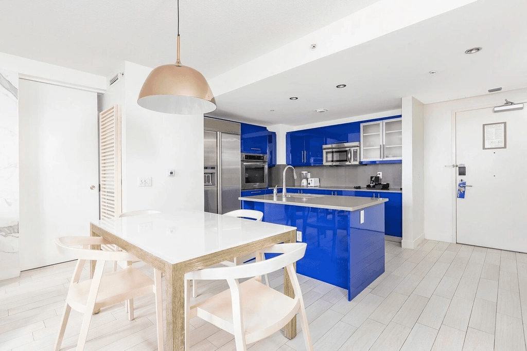 Shoreline #604 - Image 5