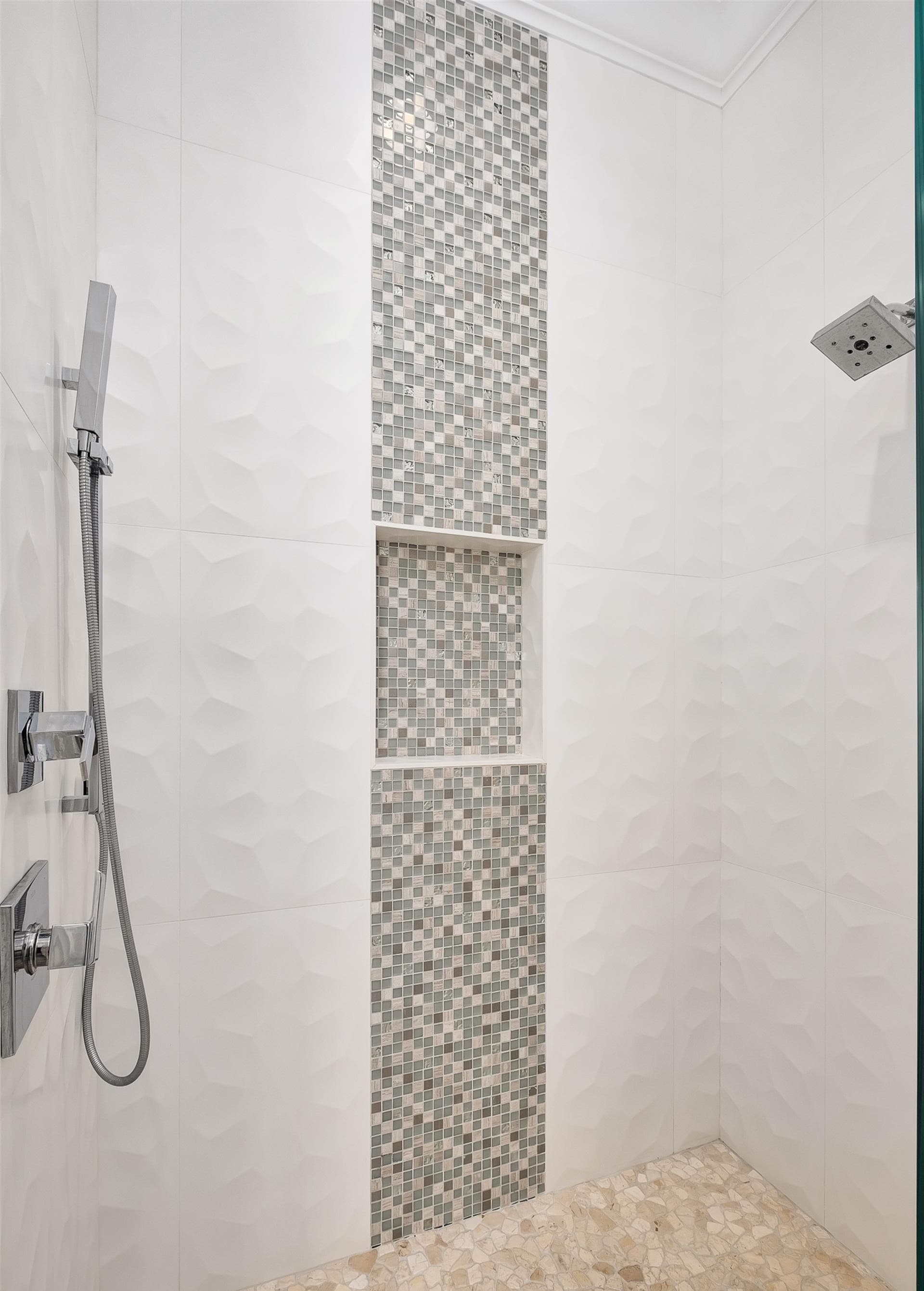 Beachfront Bliss - Image 26