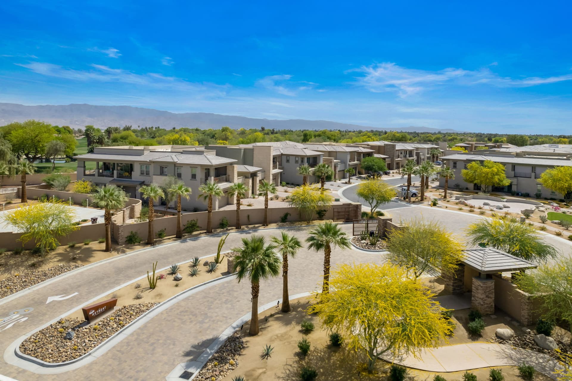 Stay Savvy in Palm Desert - Image 49