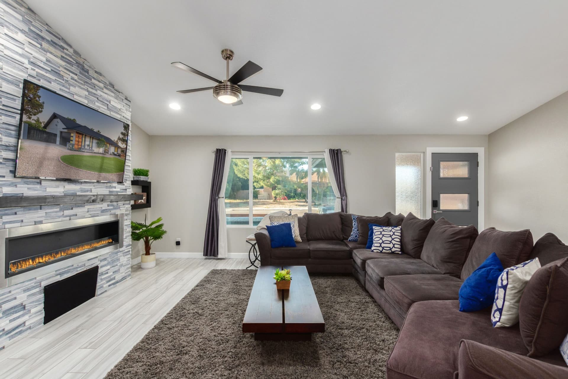 Kings Lux Escape - Image 4