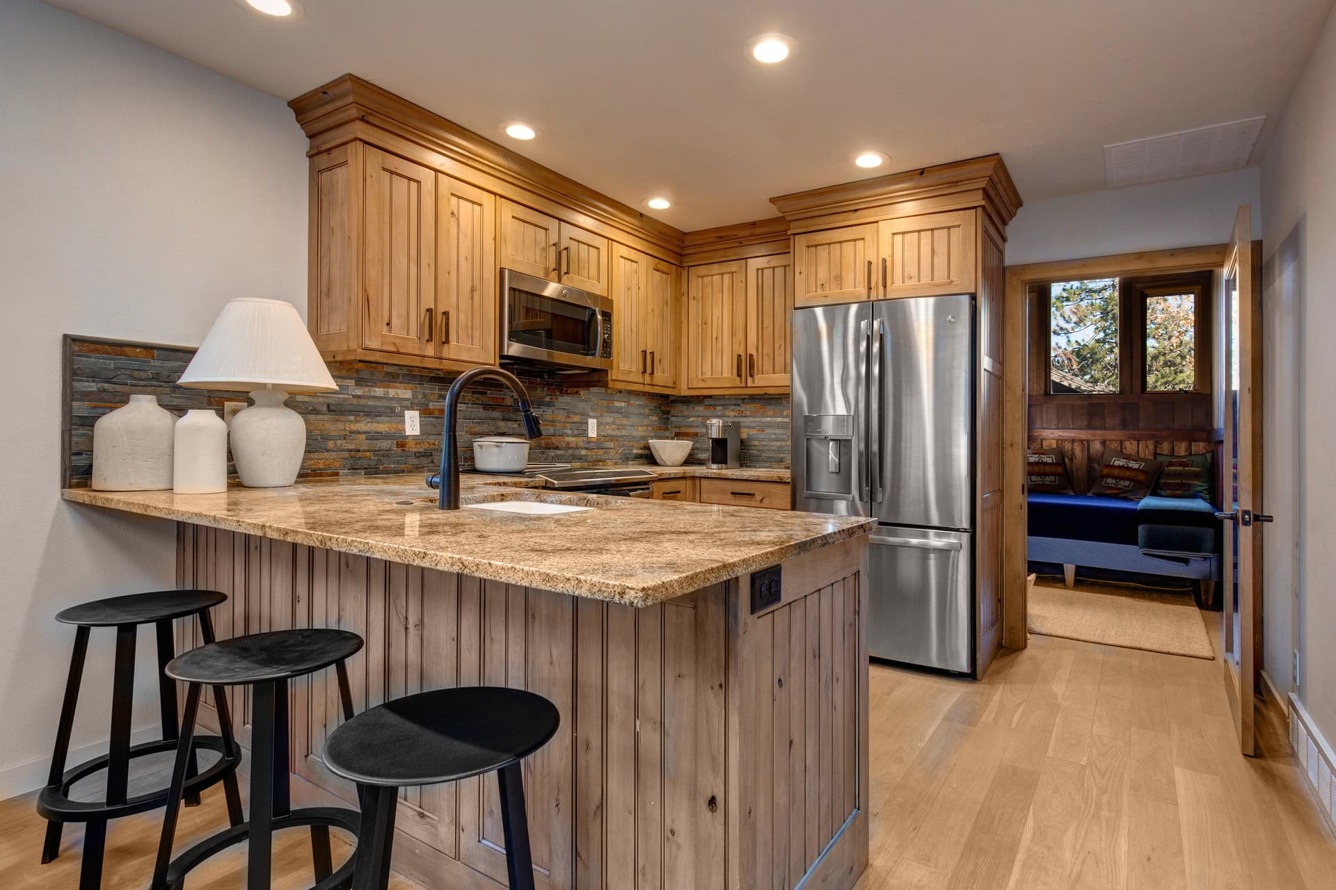 Red Pine Wonder Home - Image 3