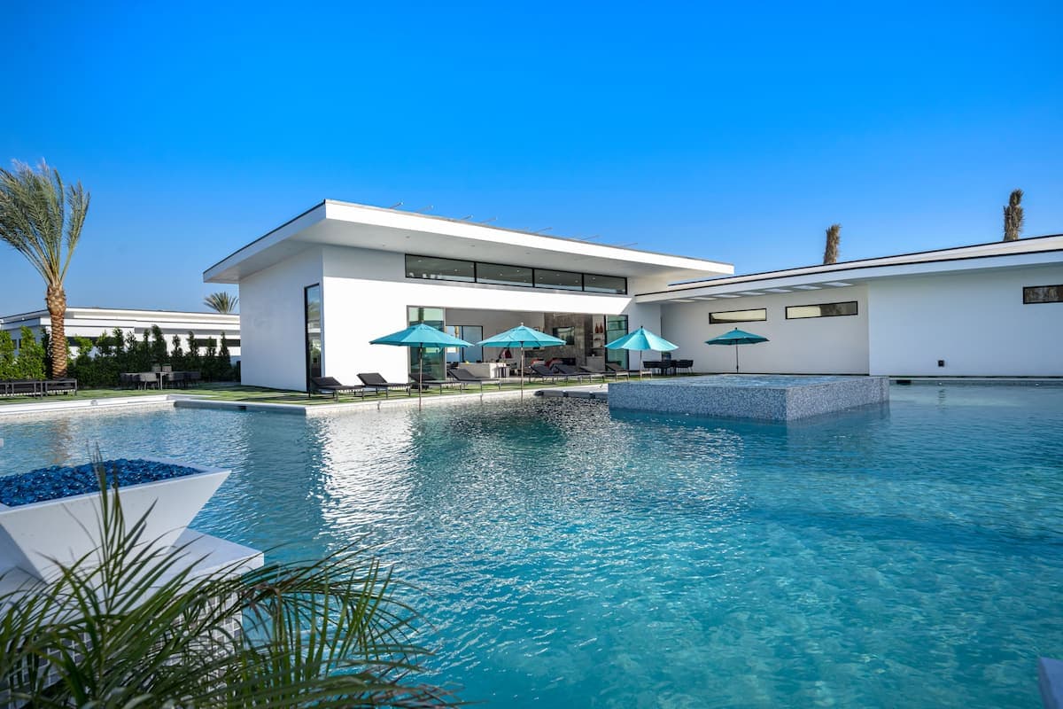 Bravo Villa #10 - Image 65