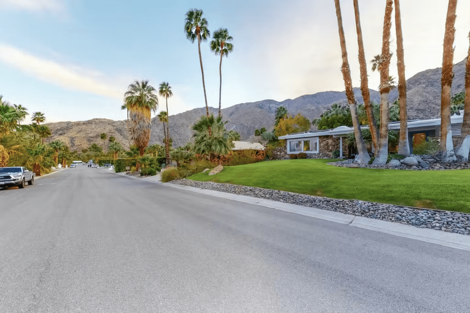 Palm Springs Style House - Image 43