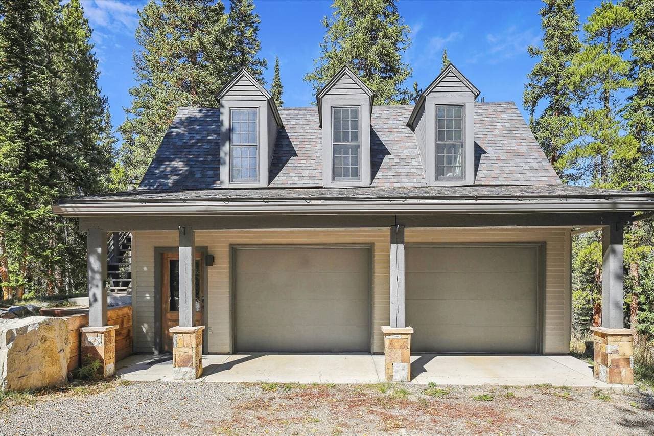 Summit Solitude Estate - Image 64