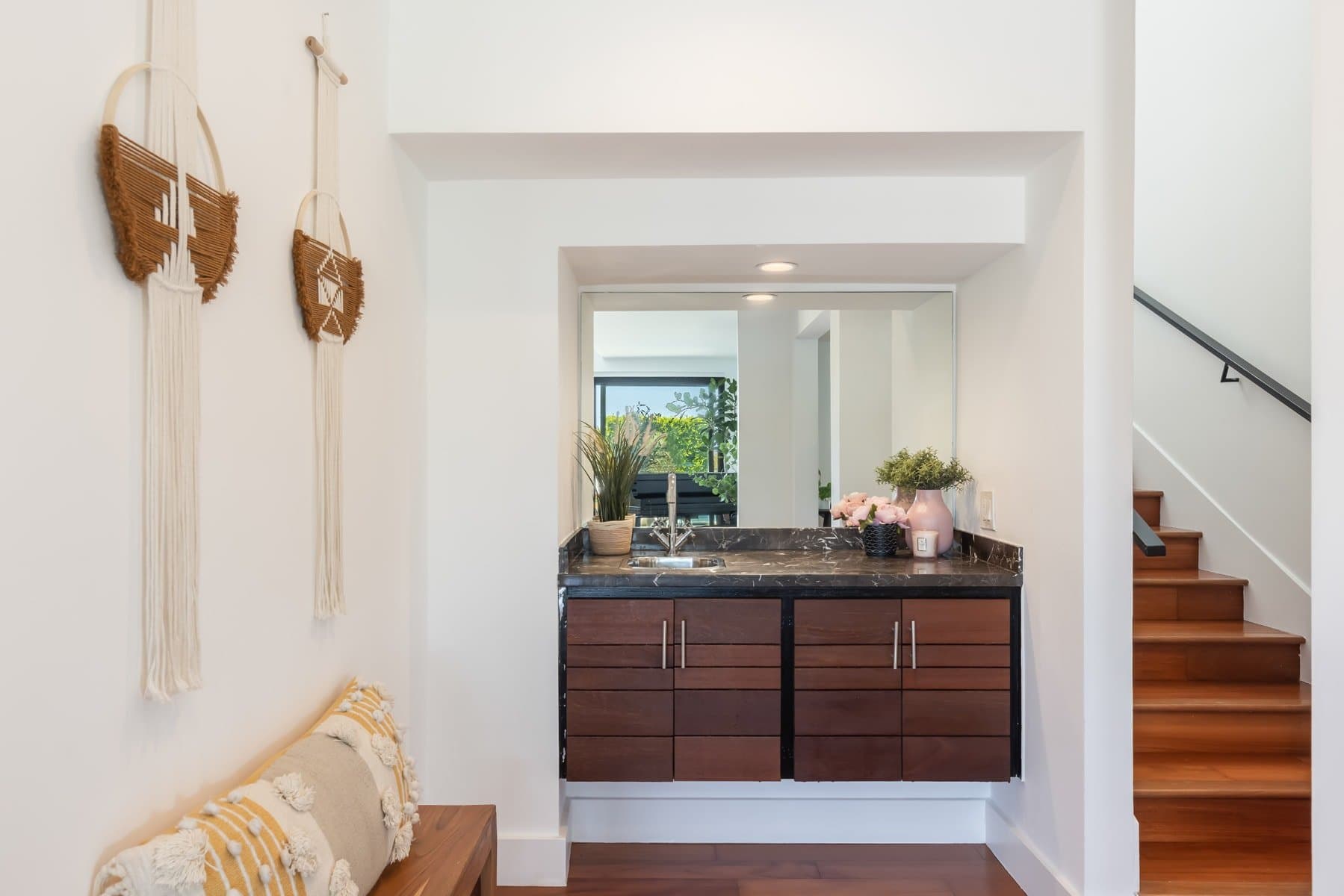 Malibu Sunset Oasis - Image 62