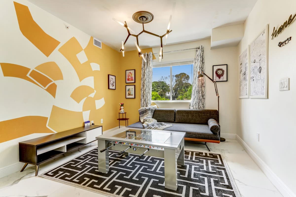 Wynwood Manor - Image 4