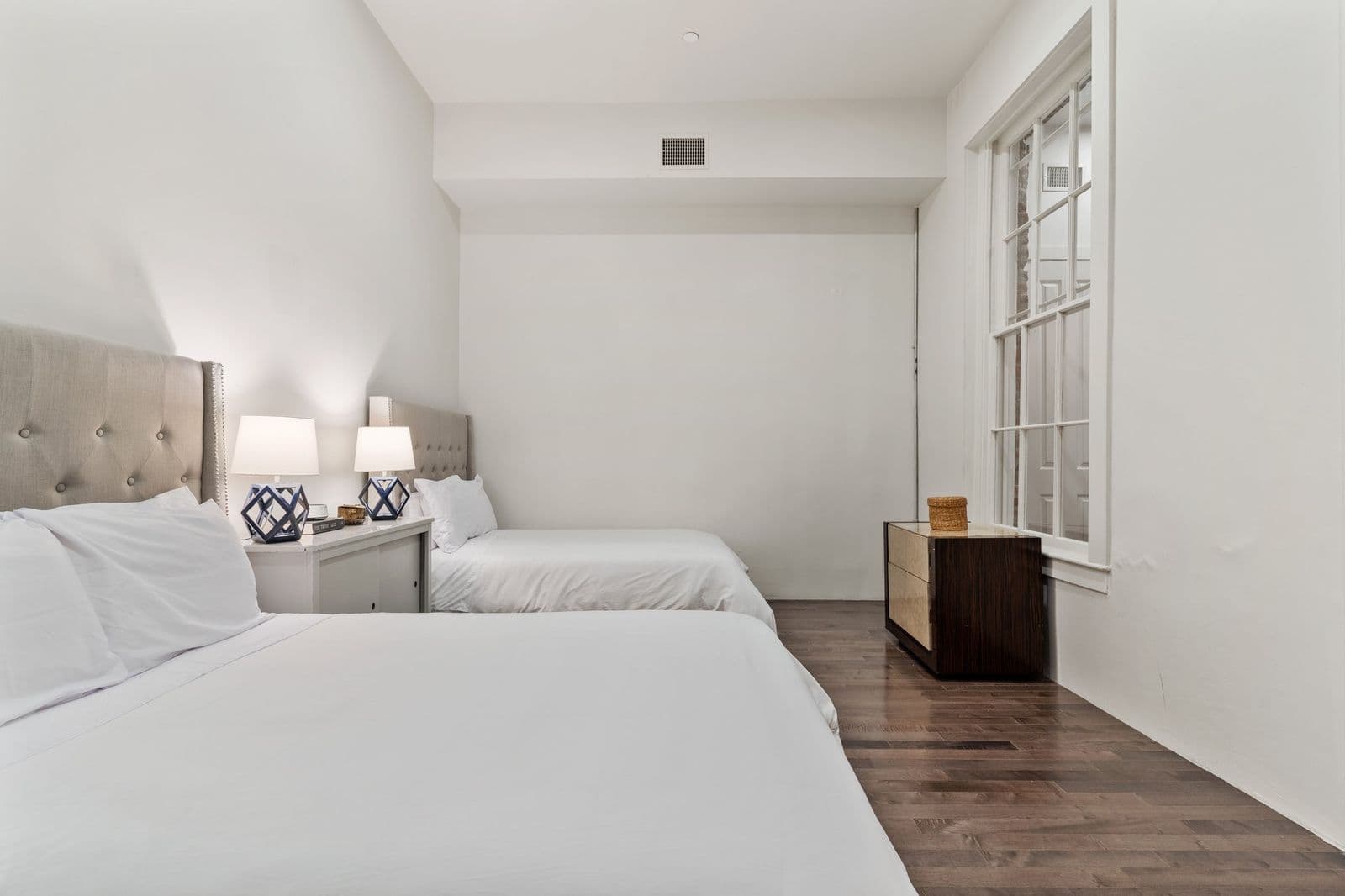 Magazine Residence - Image 13