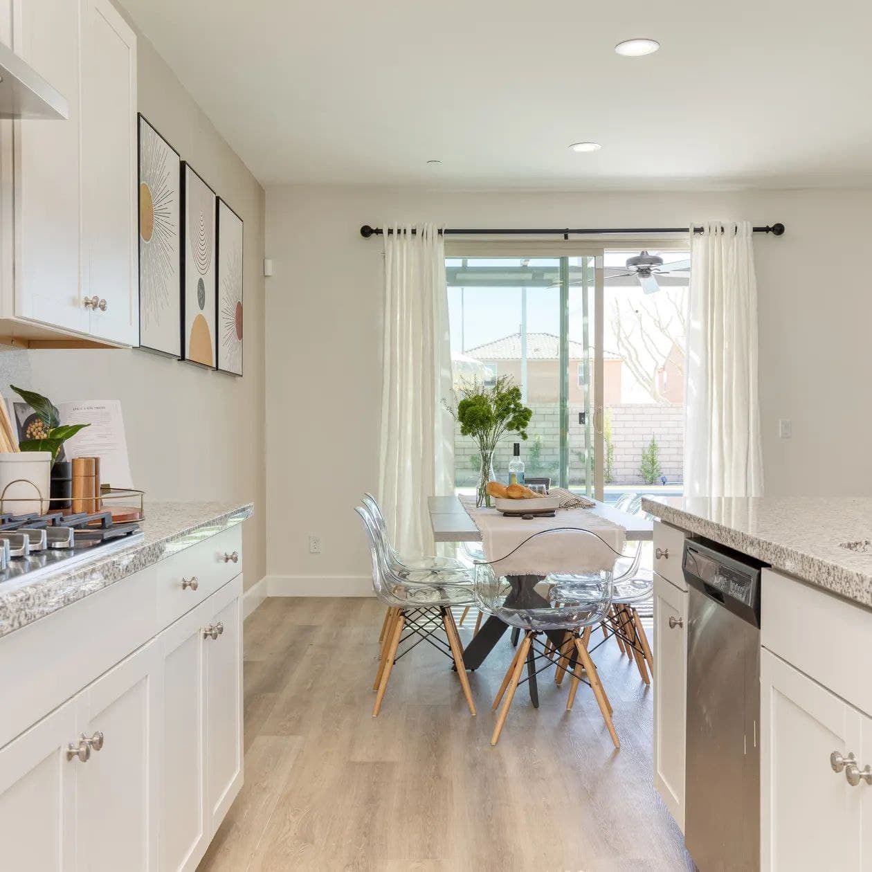 Desert Eden - Image 10