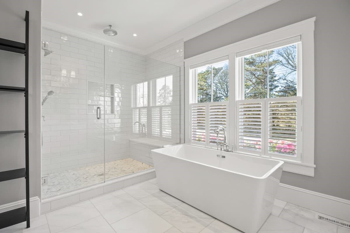 Strong Island Manse - Image 29