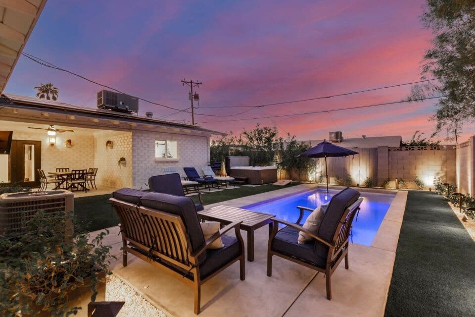 Crown Azul Retreat - Image 39