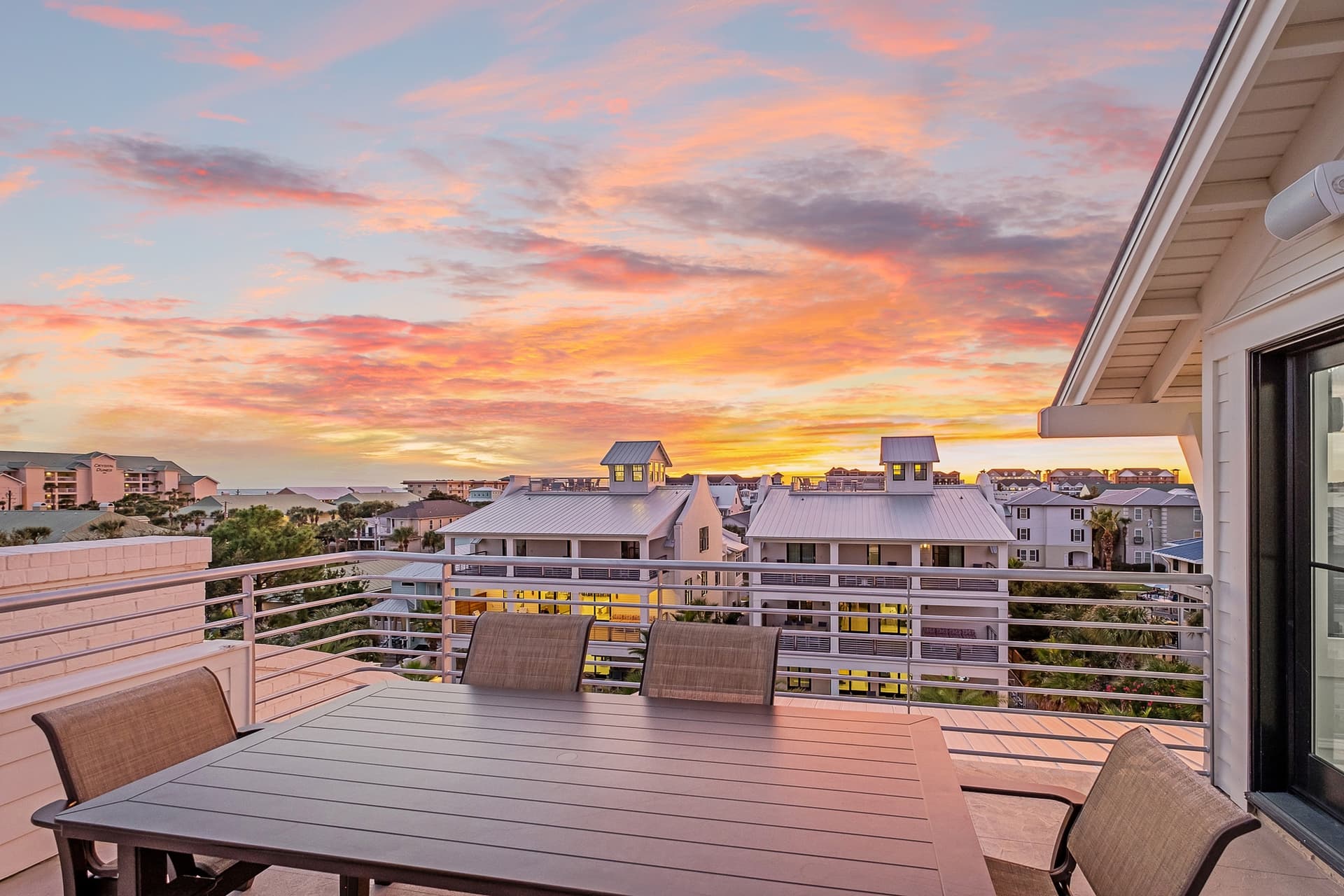 Paradise at Park Row - Image 36