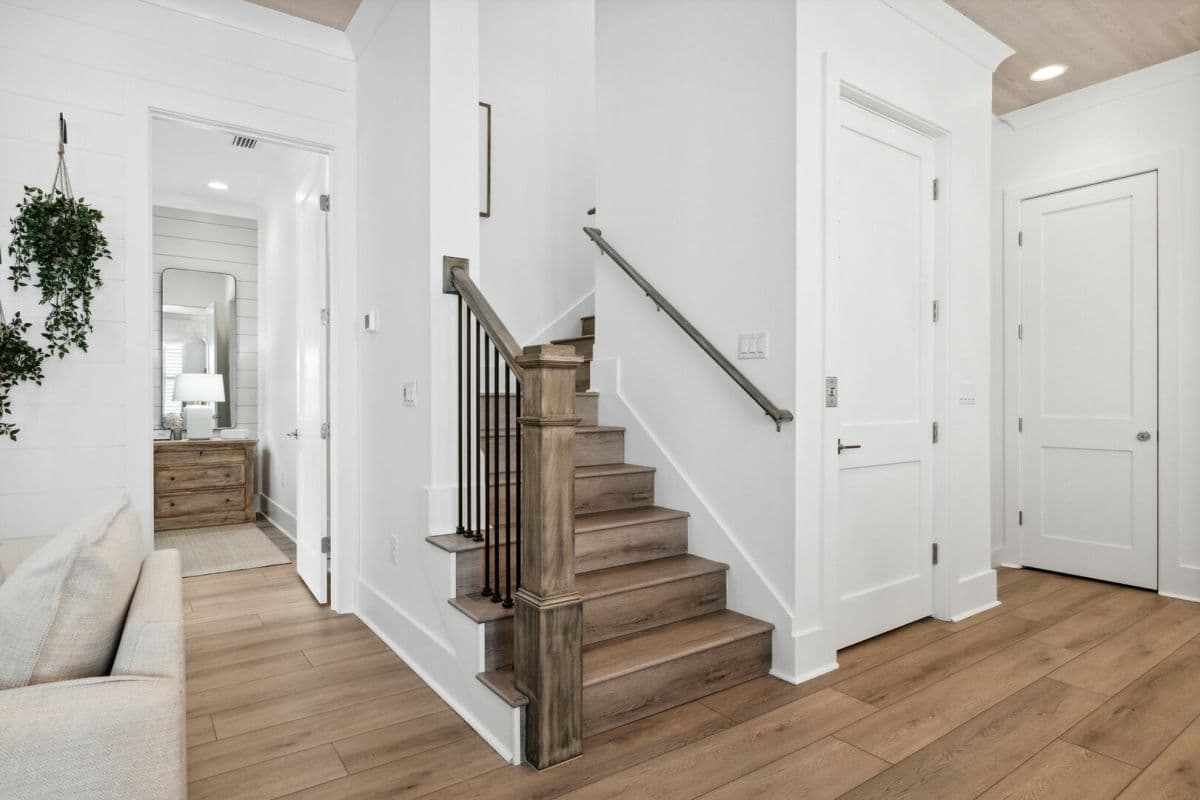 Summer Lane - Image 36