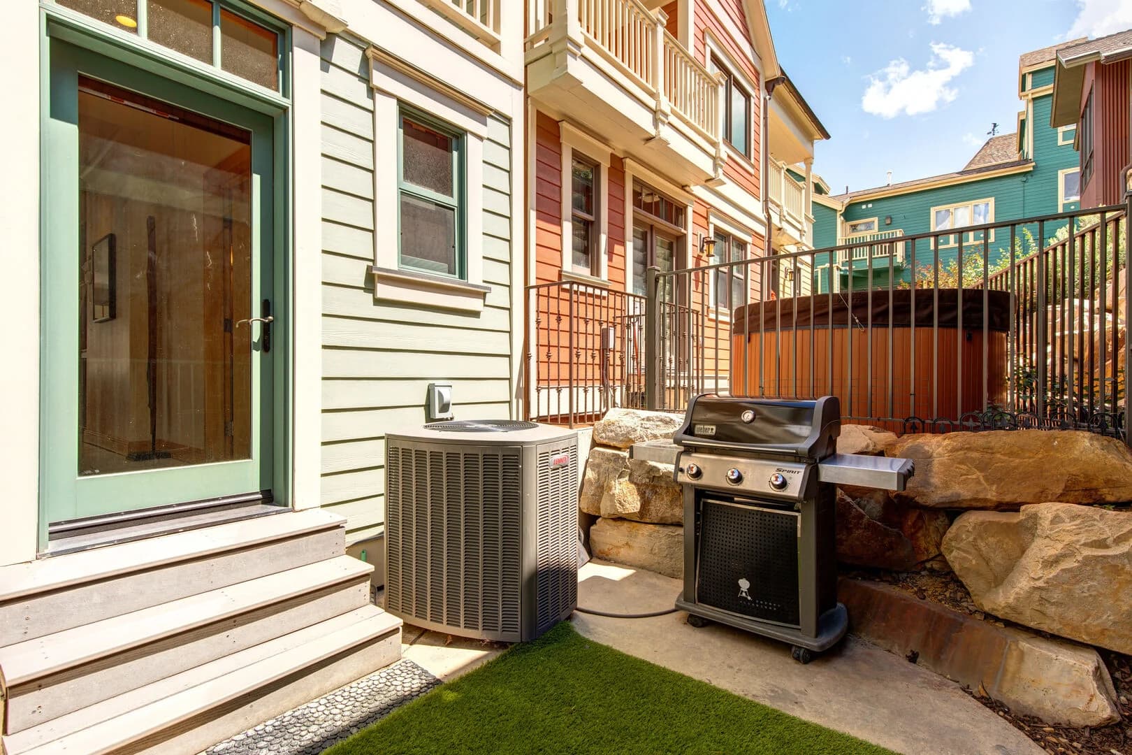 Snowdancer - Image 38