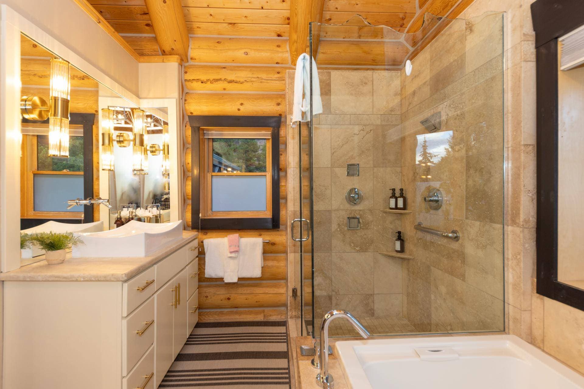 Modern Ski Home - Image 28