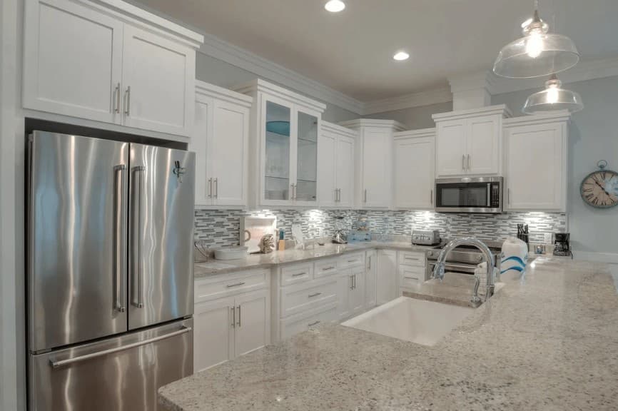 No Shady Beaches - Image 4