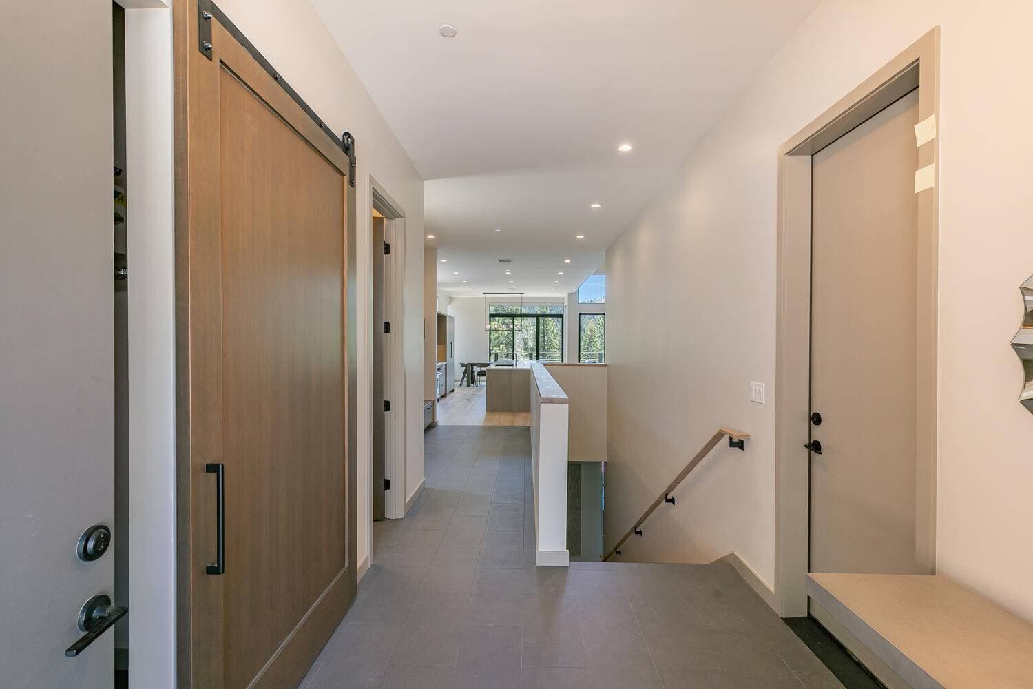 Larkspur Luxe - Image 10