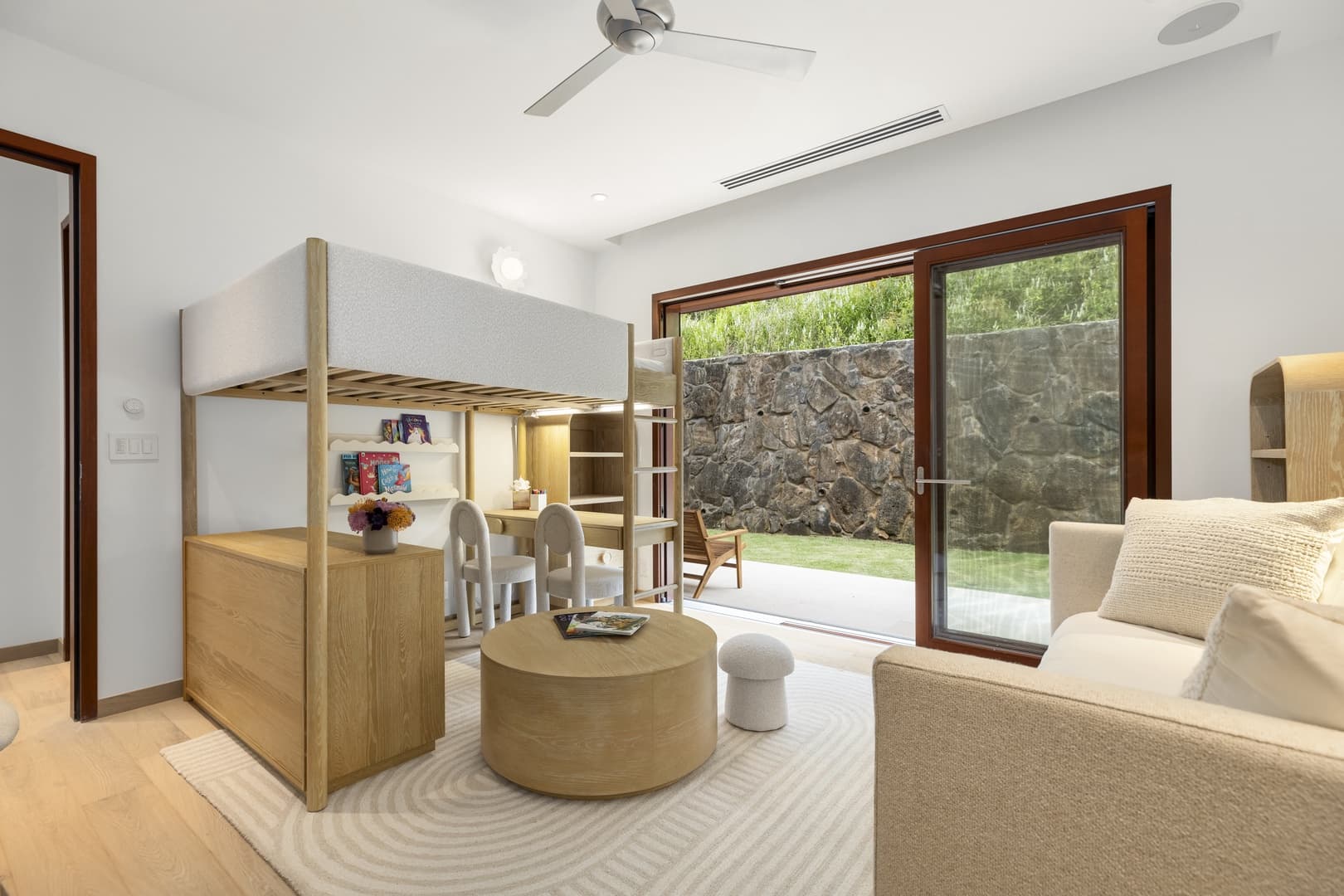 Lanikai Hillside Estate - Image 23