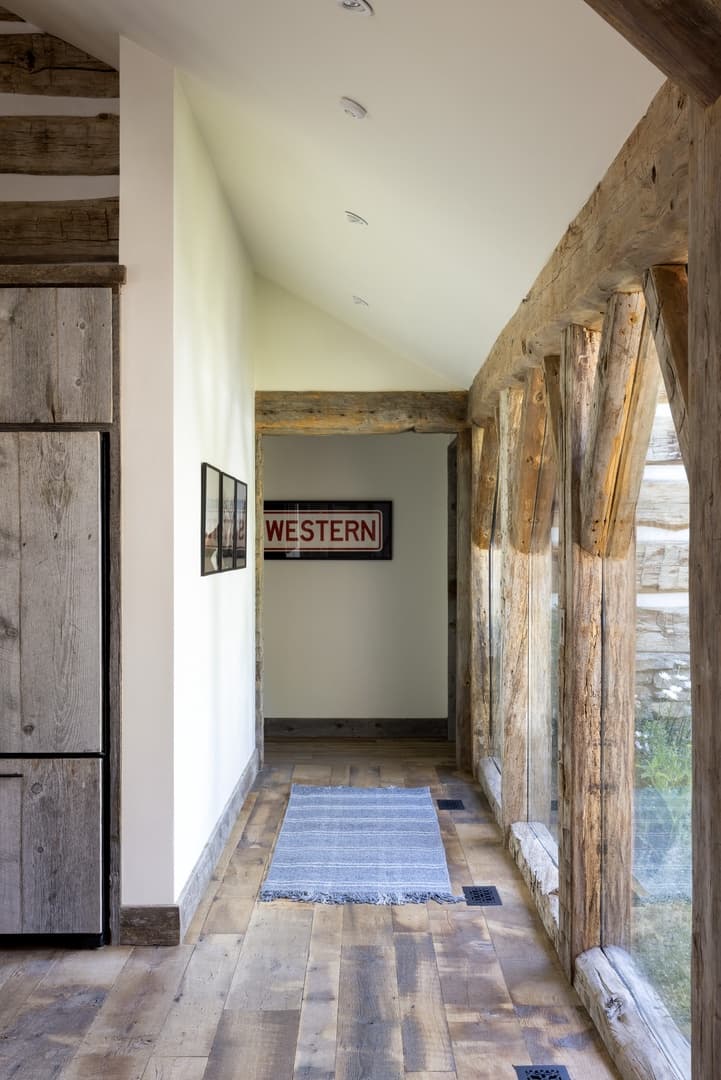 Cabin Fever - Image 6