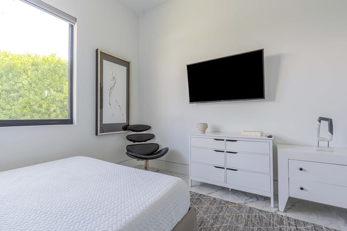 Bravo Villa #7 - Image 32